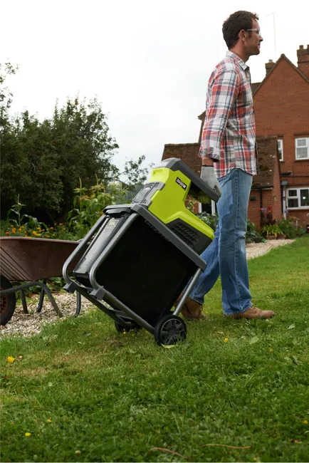 Broyeur de végétaux électrique RYOBI Rsh3045u, 3000W