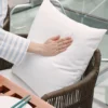 Ensemble de repas de jardin rectangulaire Grida 9 pièces avec 8 chaises en teck et résine tressée